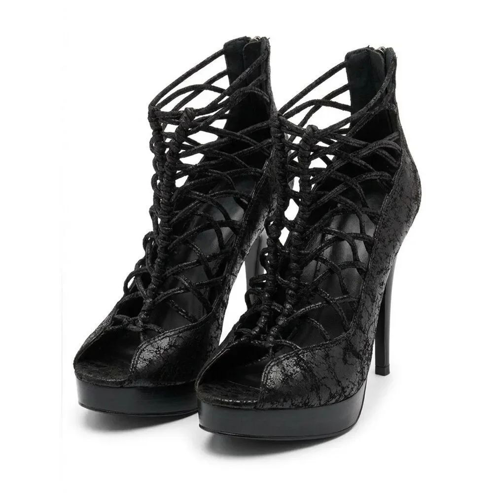 Elegant Black Strappy 4.5” Heels Size 7.5